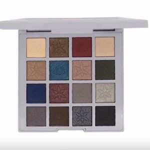 OKALAN 16 COLOR EYESHADOW PALETTE